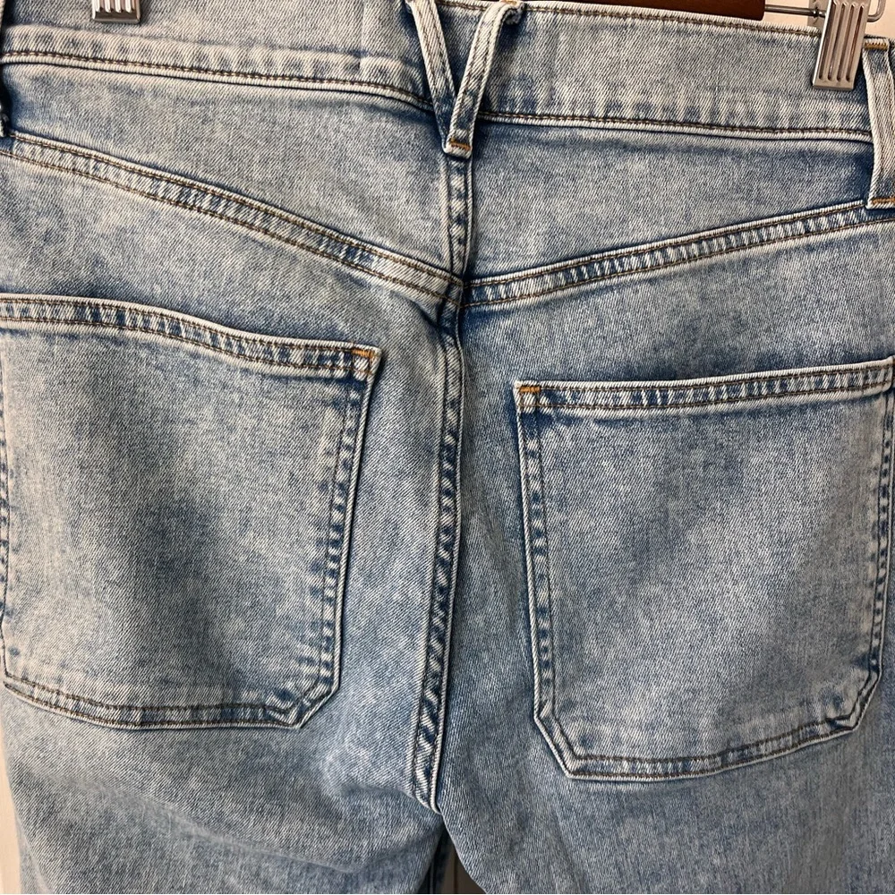 Veronica Beard Florence Flare High Rise Jeans - Picture 4 of 6